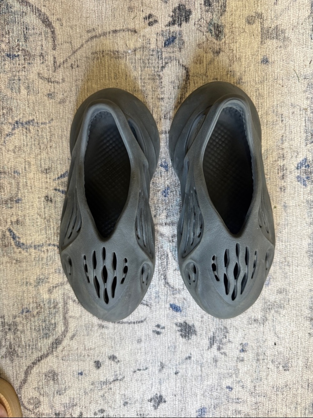 Yeezy Kids Black Foam Runner Sneakers